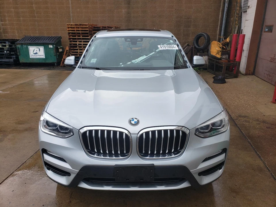 2019 BMW X3 2.0L OEM Engine Cover - Image 2 of 4