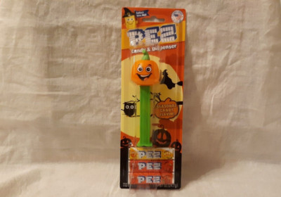 PEZ Candy Dispenser: happy PUMPKIN green stem -Halloween 2019- Sealed Card 3