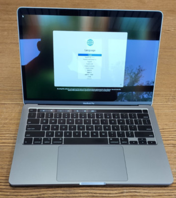 Apple MacBook Pro 13-inch (Model A2251)   Intel Core i5, 16GB RAM, 512 SSD