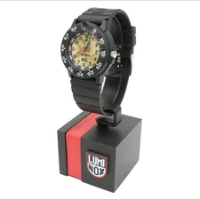 Luminox WILD-1 3001 Quartz Watch 43mm Rubber Strap 200M Dive Unused with Case