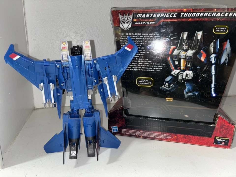 Transformers TRU Obra Maestra Exclusiva Thundercracker Foto 4 de 4