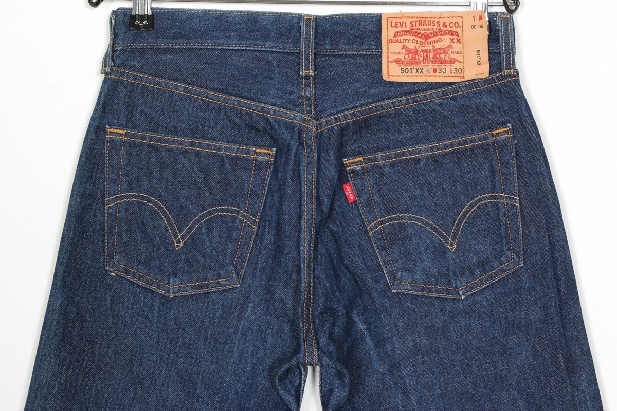 LEVI'S 501XX Vintage Jeans Men Size W30 L30 / Inseam 28 LEVI'S 501XX Vintage Jeans Men Size W30 L30 / Inseam 28
