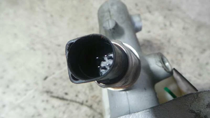 7L0611019E hauptbremszylinder für VOLKSWAGEN TOUAREG (7LA) TDI R5 2002 1366822 Foto 3 de 4