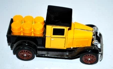 New Ray 1928 Chevrolet Chevy 1/2 Ton Pick Up Truck Yellow Die Cast.