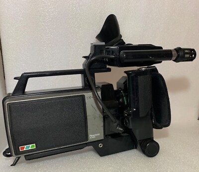 ZENITH VC1800 NEWVICON PRO VIDEO CAMERA CAMCORDER WITH VIEW FINDER