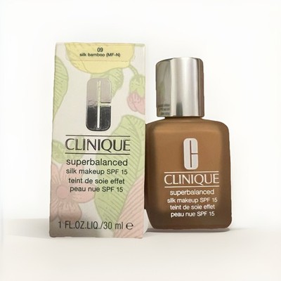 BRANDNEU CLINIQUE Superbalanced Silk Make-up LSF 15 - 30ML - 09 SILK SILK BAMBOO