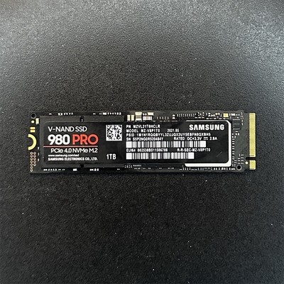 Samsung 980 PRO 1TB V-NAND PCIe 4.0 NVMe M.2 Internal SSD MZVL21T0HCLR MZ-V8P1T0
