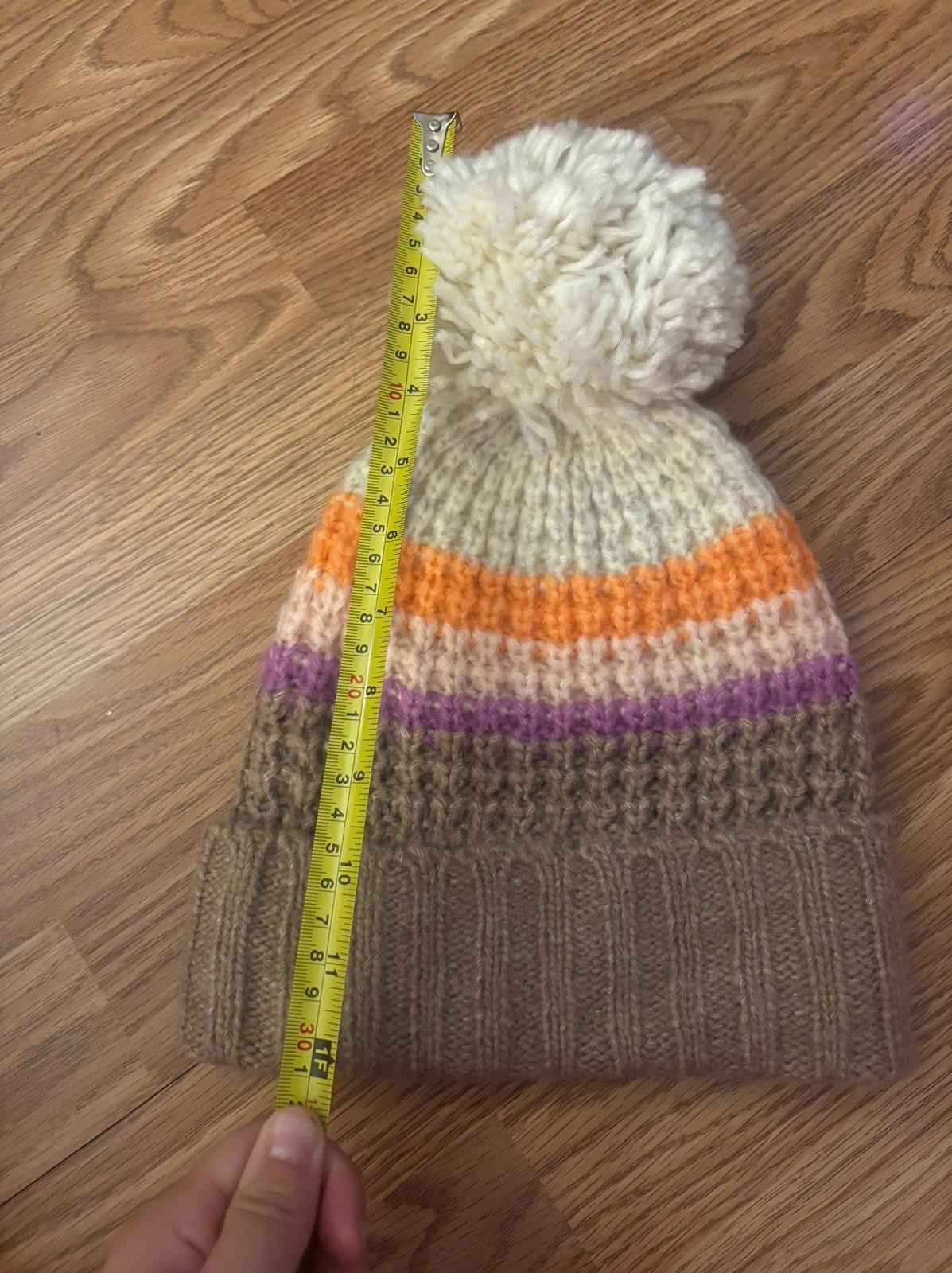 Universal Thread Beanie Hat - image 5