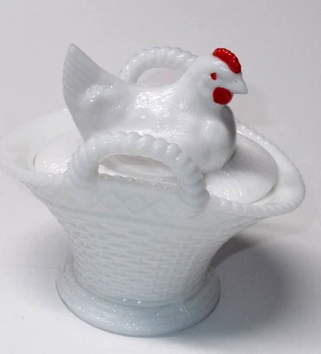 Vintage Westmoreland Milk Glass Hen on Basket Nest Covered Dish 5"