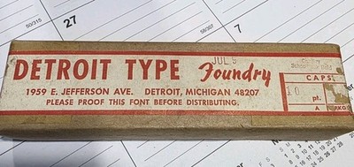 printers type Unopened Detroit Type Foundry 10 Pt. Century Schoolbook Bold Caps