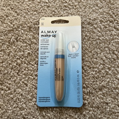 Almay Wake Up Under Eye Concealer - LIGHT MEDIUM #010 - New / Sealed
