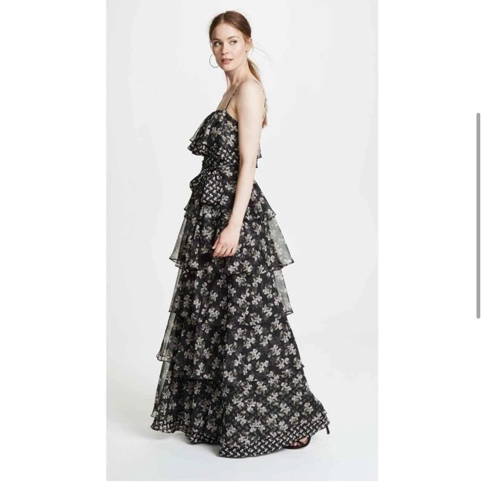 NUEVO CON ETIQUETAS Vestido Maxi Jill Stuart Kiera Floral Volantes Niveles Negro 6 Gasa Foto 2 de 4