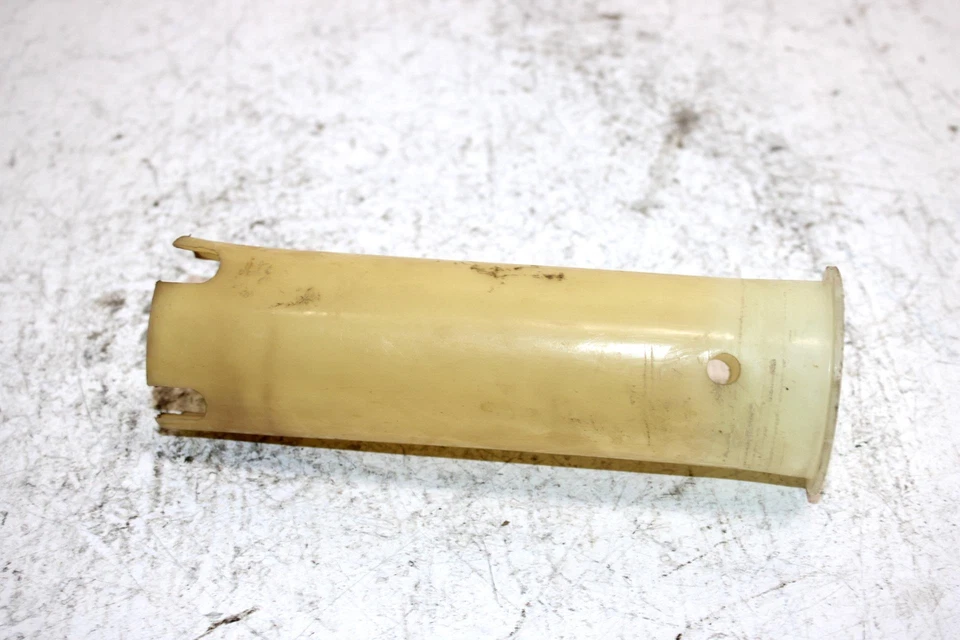 Yamaha Waverunner Lx 650 1992 OEM deflector de combustible corto 8V0-24336-00-00 JY22 Foto 4 de 4