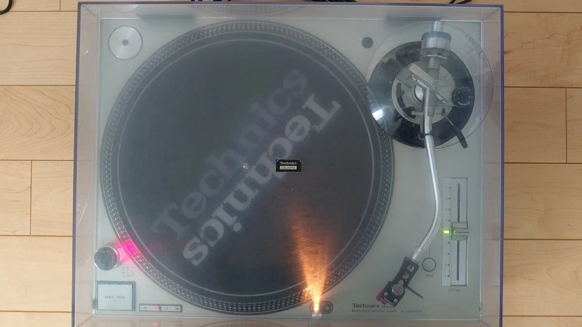 Preços baixos em Technics SL-1200MK3D Toca-discos para DJs em