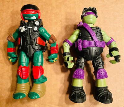 2 TMNT Teenage Mutant Ninja Turtles~Jet Jammin' Raphael & Stealth Tech Donatello