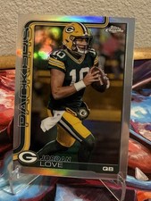 2025 Topps Chrome Jordan Love #109 Refractor Green Bay Packers