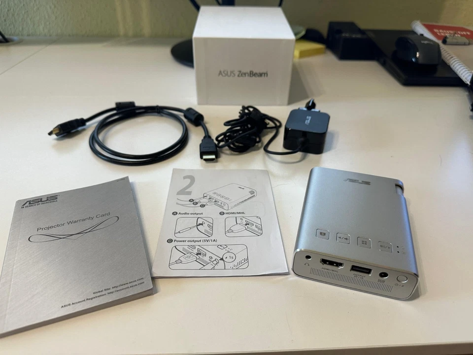 ASUS ZenBeam E1 LED-Projektor (150 LED-Lumen, 1080P ) - Bild 2 von 4