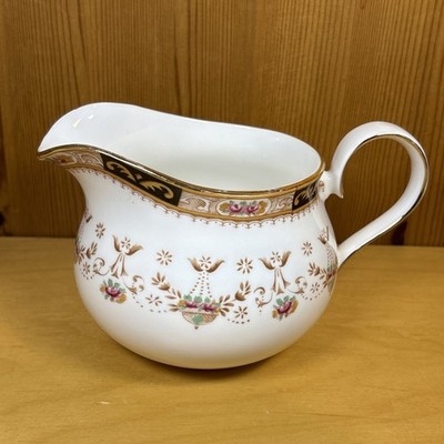 Elisabethanische ''Olde England'' Fine Bone China Kanne. Sehr guter Zustand.