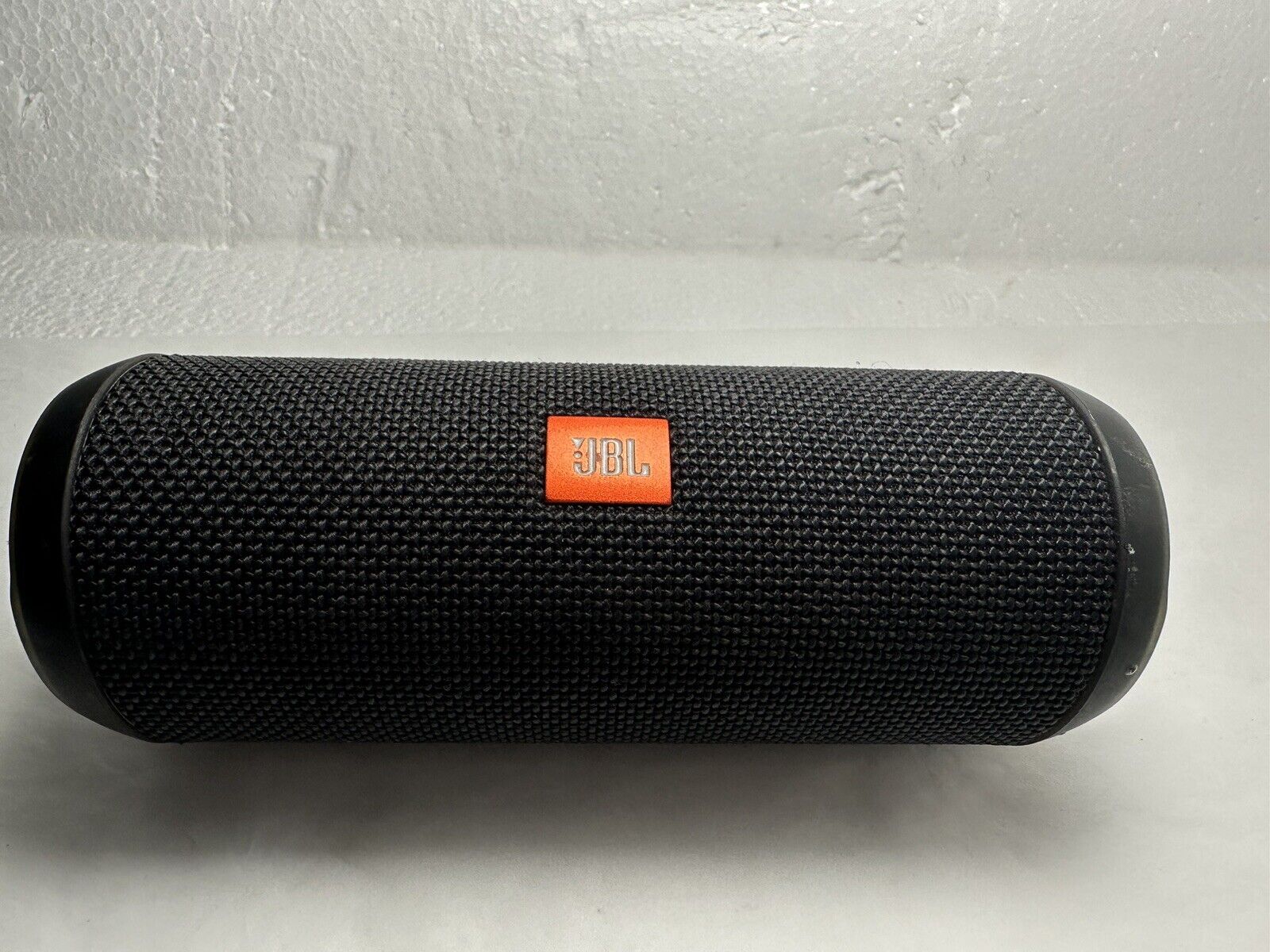 JBL Flip 3 Wireless Portable Stereo Speaker (Black) JBLFLIP3BLK