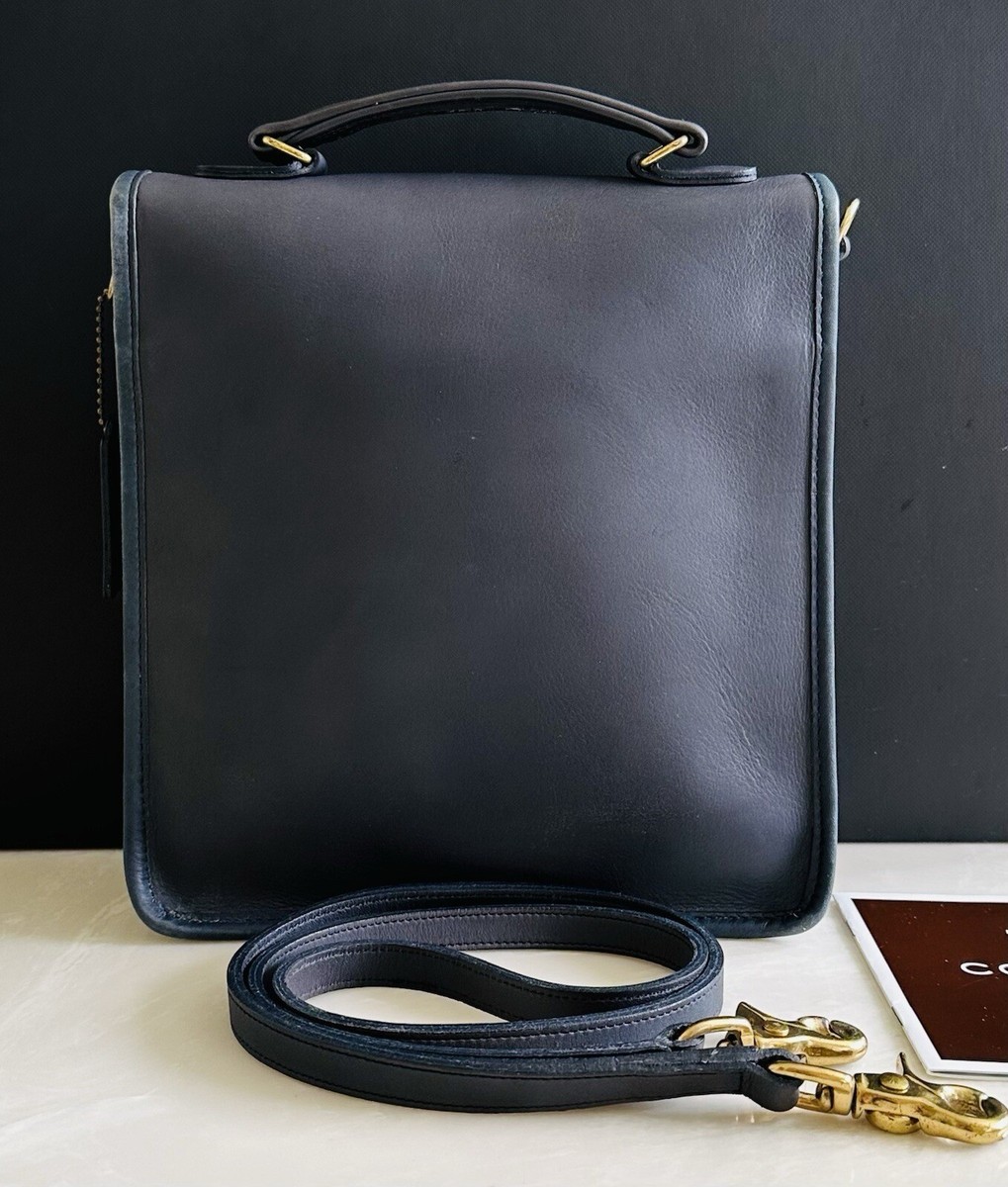 COACH VINTAGE BLUE STATION BAG 5130 USA EUC | eBay