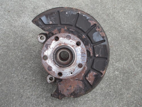 Radlagergehäuse vorne links Audi A3 8P VW Touran 1.9 2.0 TDI Achsschenkel VL