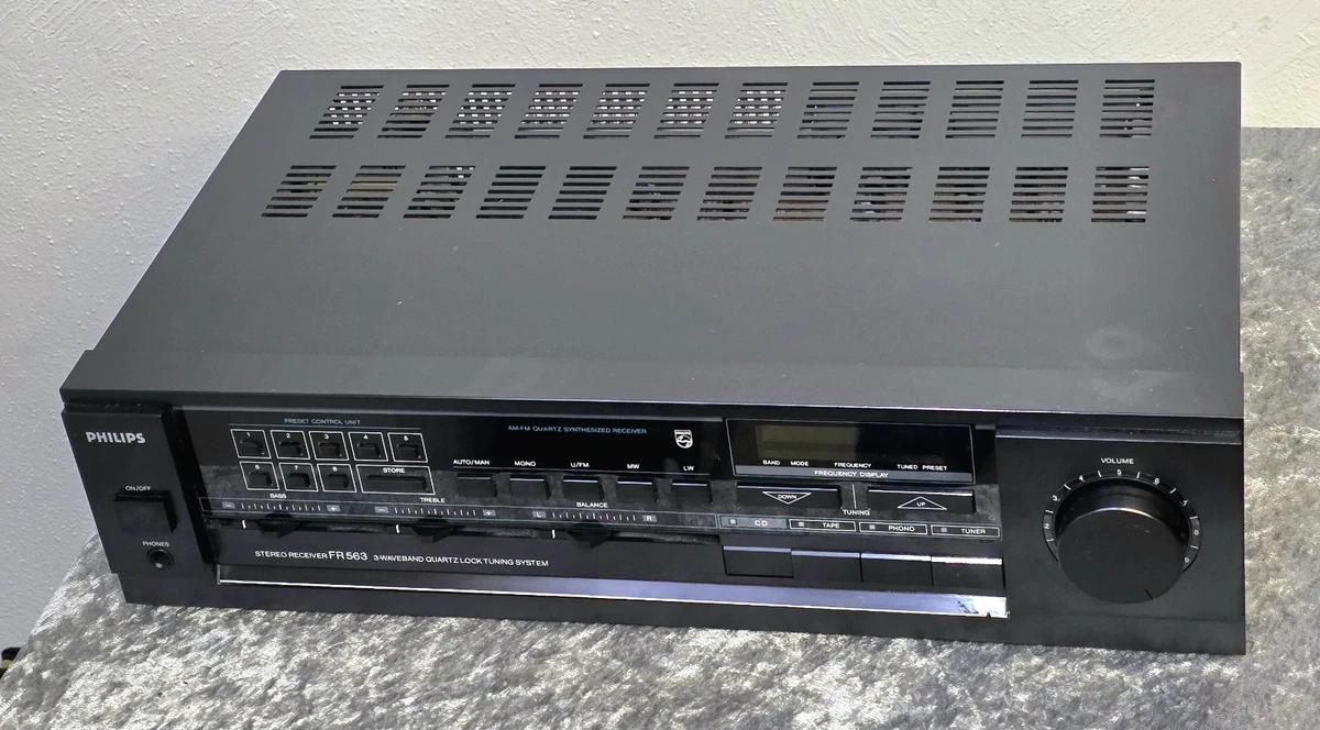 Receptor estéreo Philips FR563