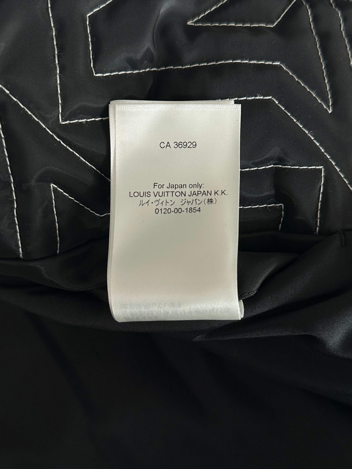 Louis Vuitton Black & White Snow Capsule Puffer Jacket image 8