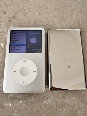 Apple iPod Classic 7th Generation 160GB Silver MC293J/LL New