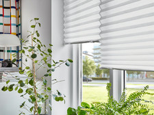 New IKEA SCHOTTIS Pleated Blind Easy To Attach No Drilling 90x190cm White Blinds