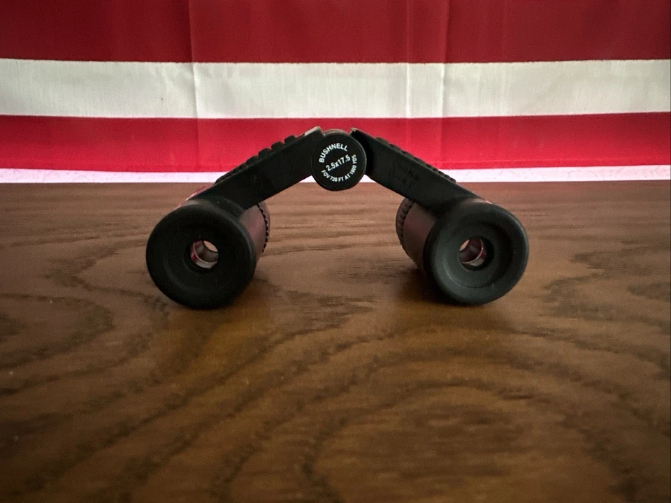 Bushnell Featherlight Compact Binoculars Model 15-2517 (2.5 x 17) NEW - Image 3 of 4