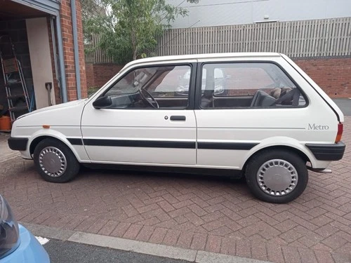 Rover Metro L - Picture 1 of 19