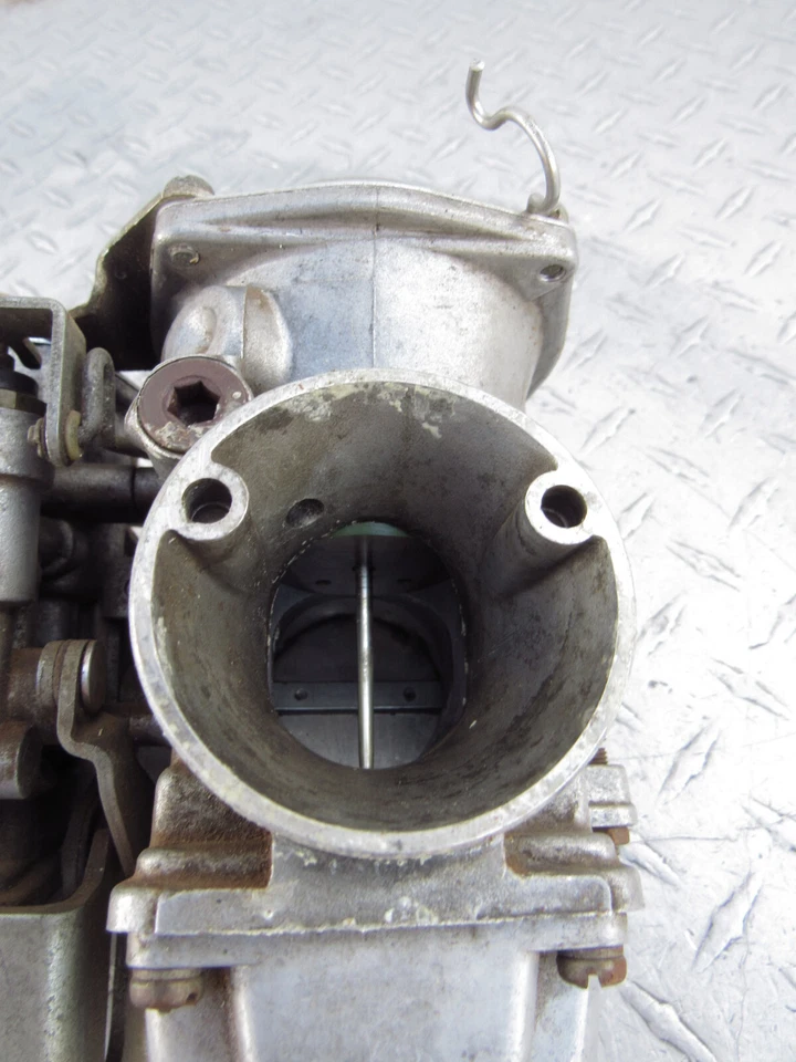 1981 81 YAMAHA XV750J XV 750J 750 VIRAGO КАРБЮРАТОРЫ - Изображение 3 из 4