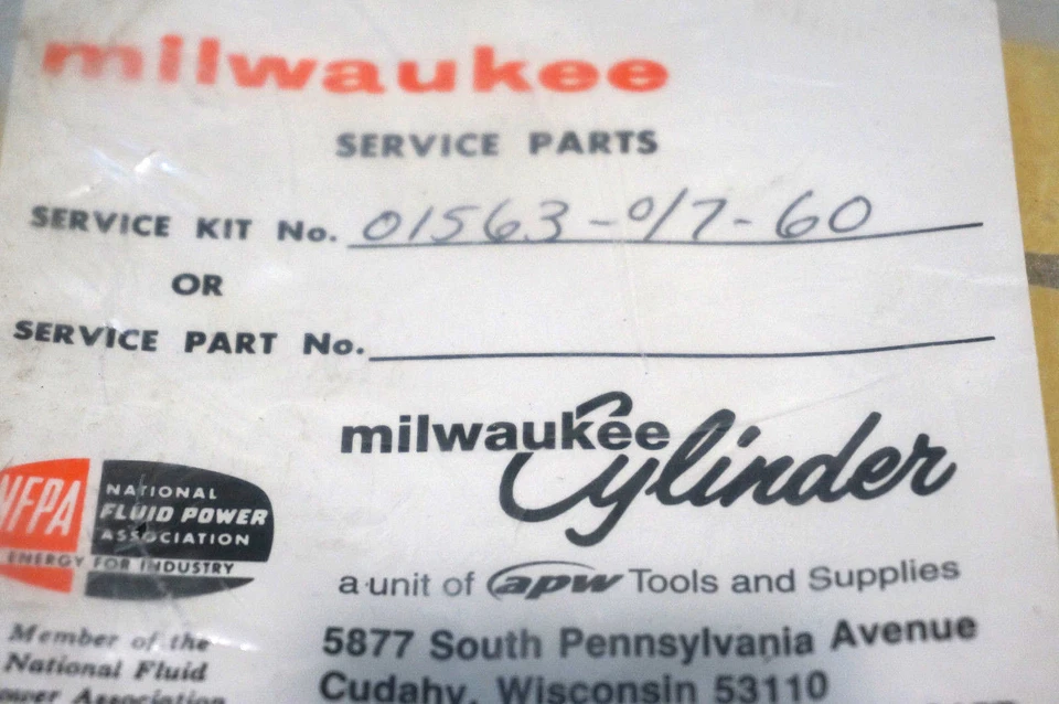 NEW MILWAUKEE 01563-0/7-60 SERVICE KIT 15630760 - Image 2 of 2