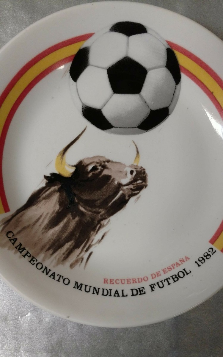 Vide-poche / Cendrier Mundial 82 – Belgique / Hongrie + Lot Allumette – Souvenir España 82