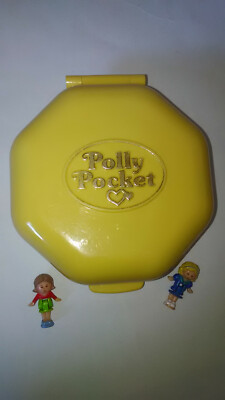Poupées de salon de coiffure Polly's 1990 Polly Pocket vintage Bluebird - France