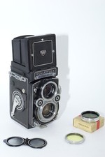 Rolleiflex 3.5F 6x6cm TLR Film Camera. Zeiss Planar 75mm f3.5 lens. Filters. CLA