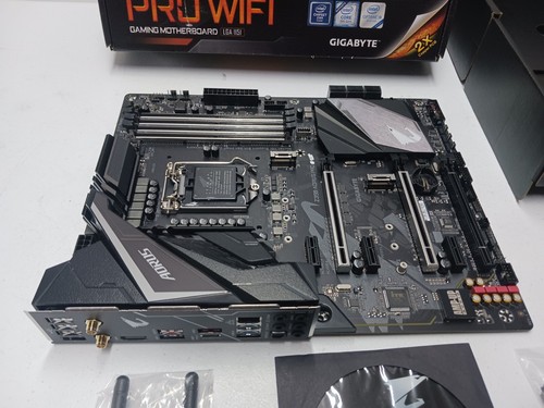 GIGABYTE Z390-AORUS PRO WI-FI 8+9Th gen Series Gaming "NOT WORKING .ASIS READ - Afbeelding 7 van 10