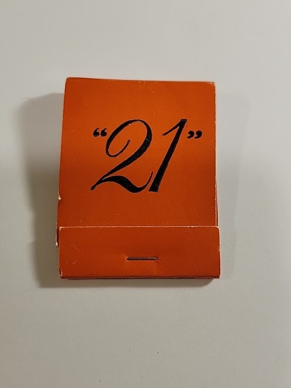 Matchbook The 21 Club  NYC Full Unstruck excellent condition