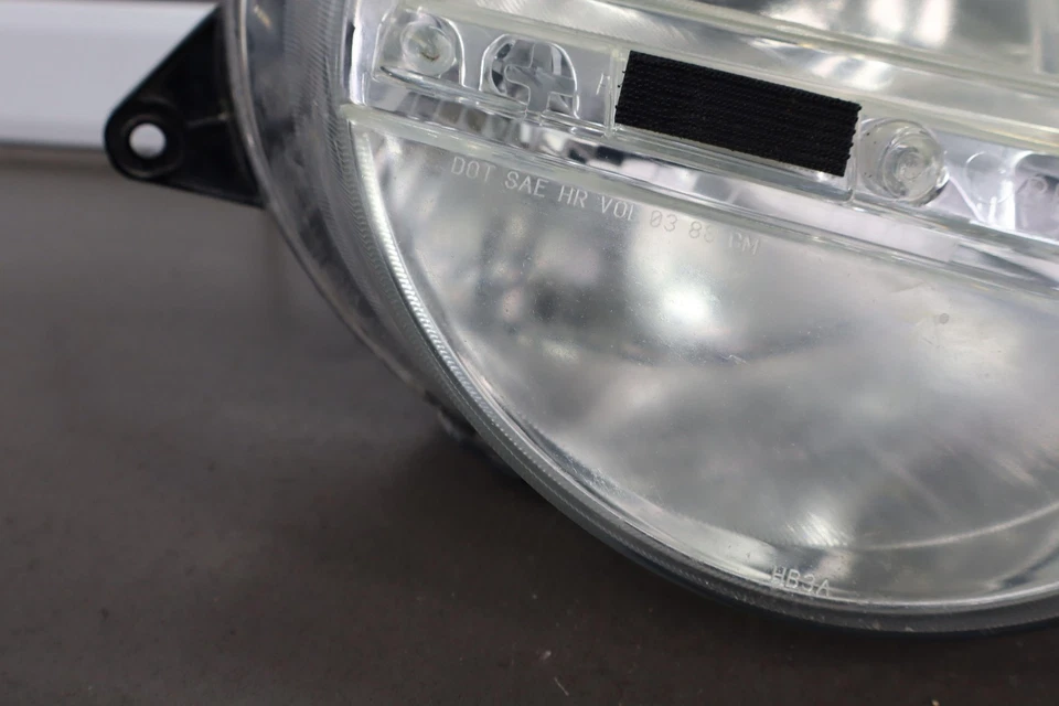 Faro delantero derecho Chevy SSR 2003-2006 OEM Foto 4 de 4