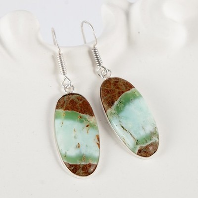 a Ohrringe hängend 925ger Sterlingsilber grüner Chalcedon in Matrix Gestein