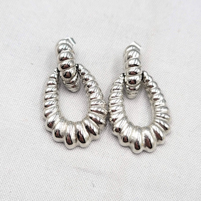 Vintage Rounded Door Knocker Pierced Earrings Silver tone Dangle  1 3/8''