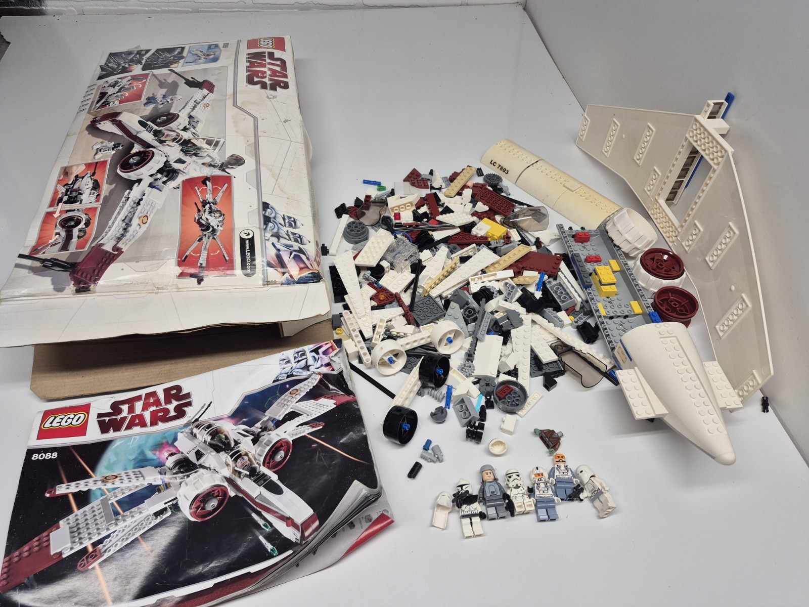 LEGO Star Wars ARC-170 Starfighter (8088) w/ Figures Read