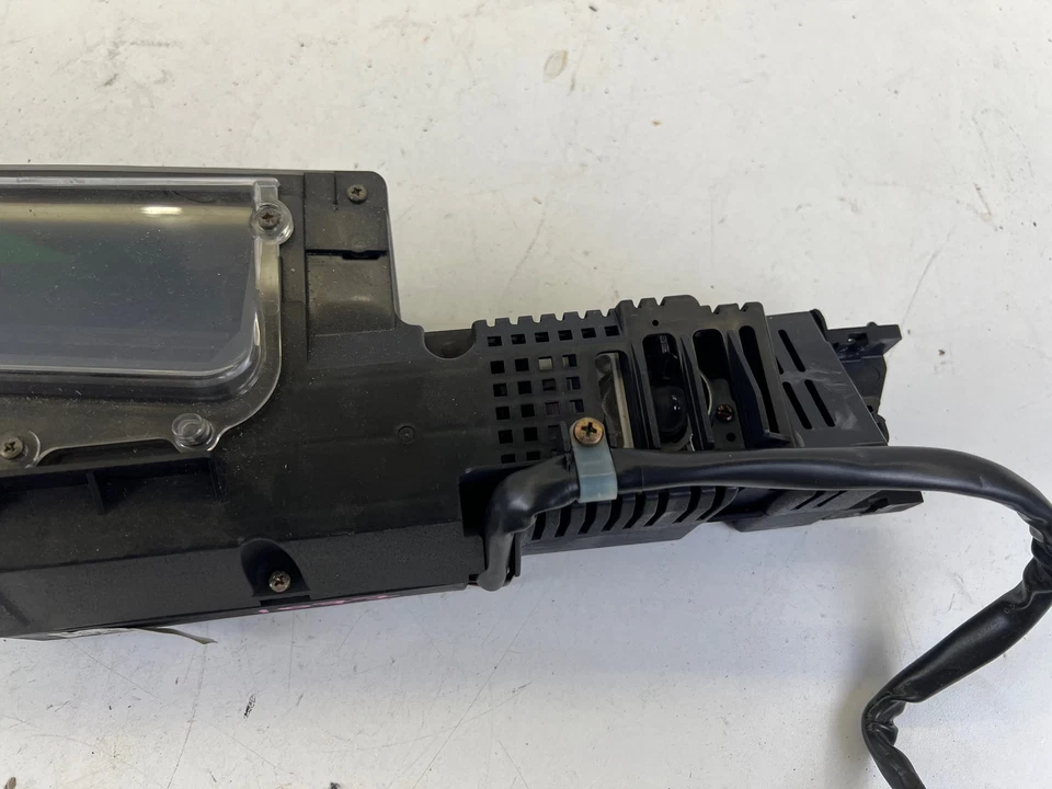 Pantalla frontal Toyota Crown JDM RHD HUD 170 8ª generación 99-03 OEM 83108-30040 Foto 3 de 4