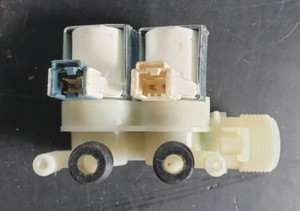 HOTPOINT INDESIT Waschmaschine - Wassereinlassventil Magnet 44720PB