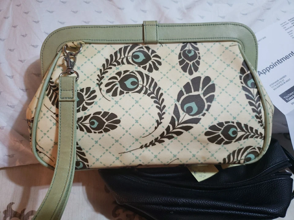 Bolso de mano Cross Town Petunia Pickle Bottom Foto 4 de 4