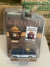 Greenlight Smokey Bear  series 1976 Ford F-250 pickup truck