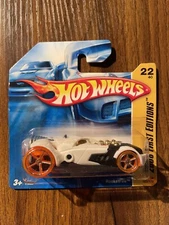 Hot Wheels 2008 Model #22 1:64 Die Cast “Rocketfire” 🚀 White & Black Car