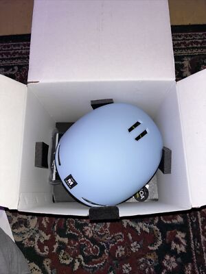 Oakley MOD1 MIPS Ski Helmet 2024