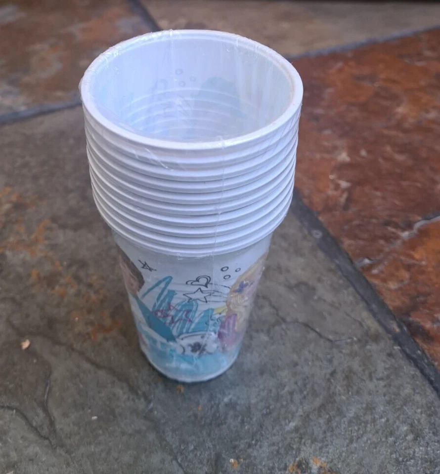 Plastic Cups 12 Packs of 10 Each High School Musical Birthday Picnic Party 4761 - Image 3 of 4