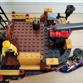 LEGO Pirates Brickbeard's Bounty 6243 In 2009 Used Retired W/Manuals As Is